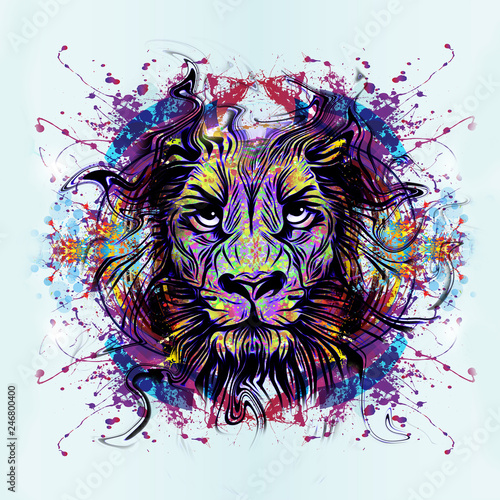 Цветной художественный лев на белом фоне
