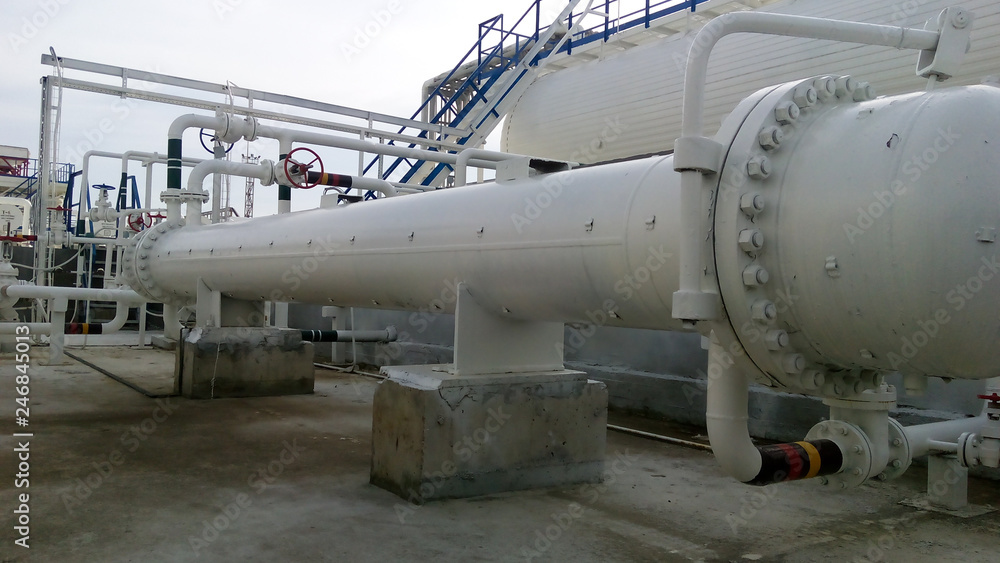 Heat exchanger in a refinery Heat exchanger in a refinery