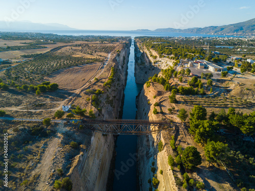 Canal de Corinto photo