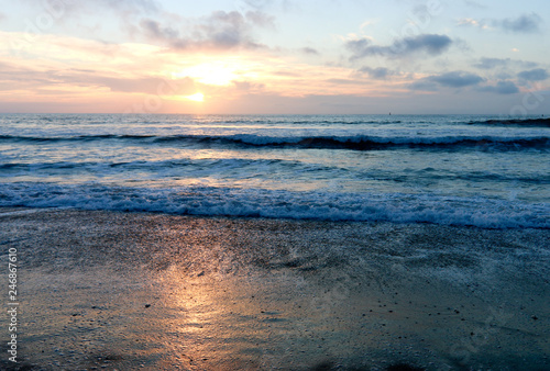 Fototapeta Naklejka Na Ścianę i Meble -  Ventura, California Harbor and beach at sunset and dusk