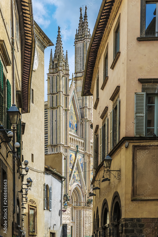 Old street in the center of Orvieto, Orvieto Cathedral