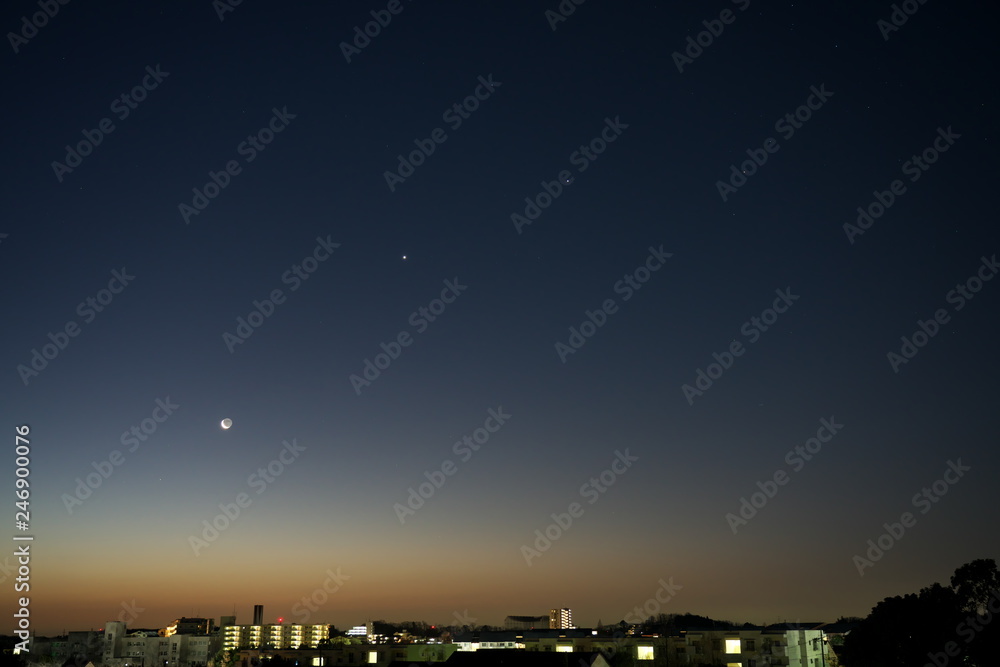 Tokyo,Japan-February 2, 2019: (from left) Saturn, the Moon, Venus, Jupiter and Scorpio at daybreak
Tokyo,Japan-February 2, 2019: (from left) Saturn, the Moon, Venus, Jupiter and Scorpio at daybreak