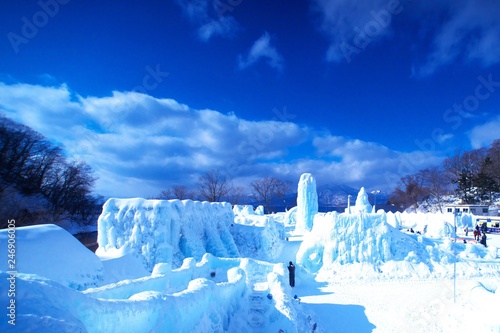 厳冬の支笏湖氷濤まつり photo