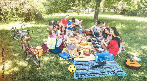 Photography Happy friends group having fun outdoor cheering at bbq picnic with snacks food d
