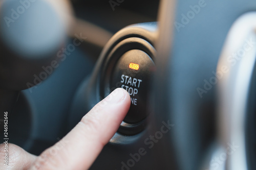 Botón de encendido de motor de coche