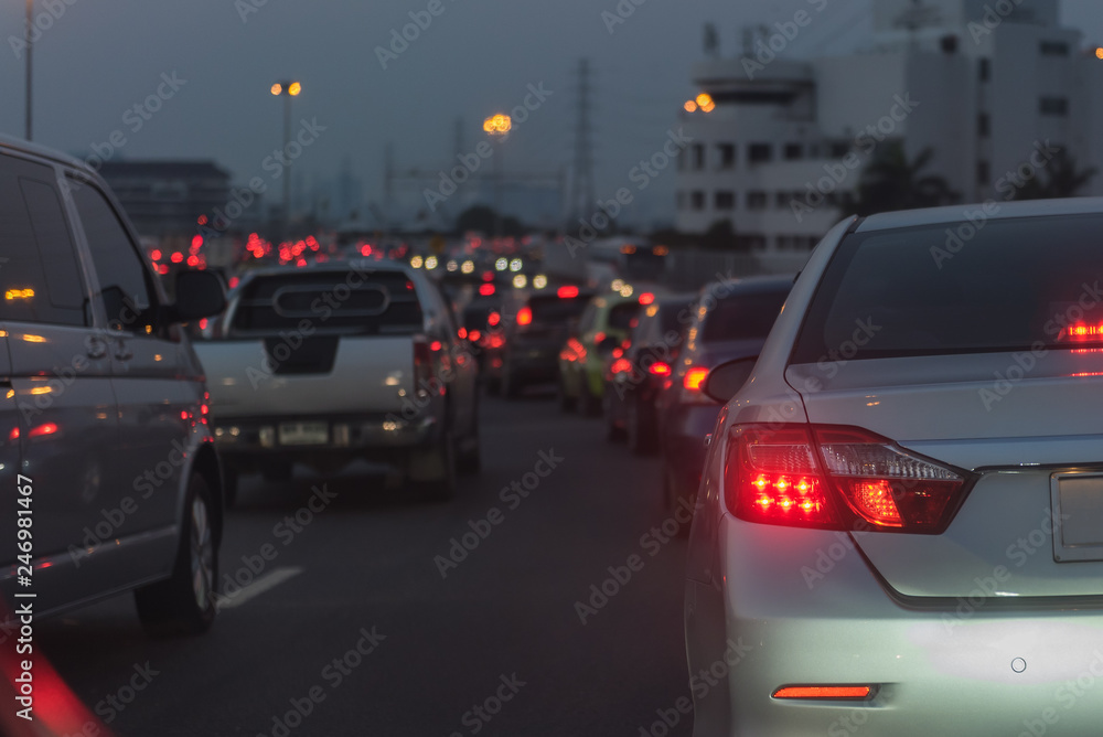 Fototapeta premium traffic jam on main street
