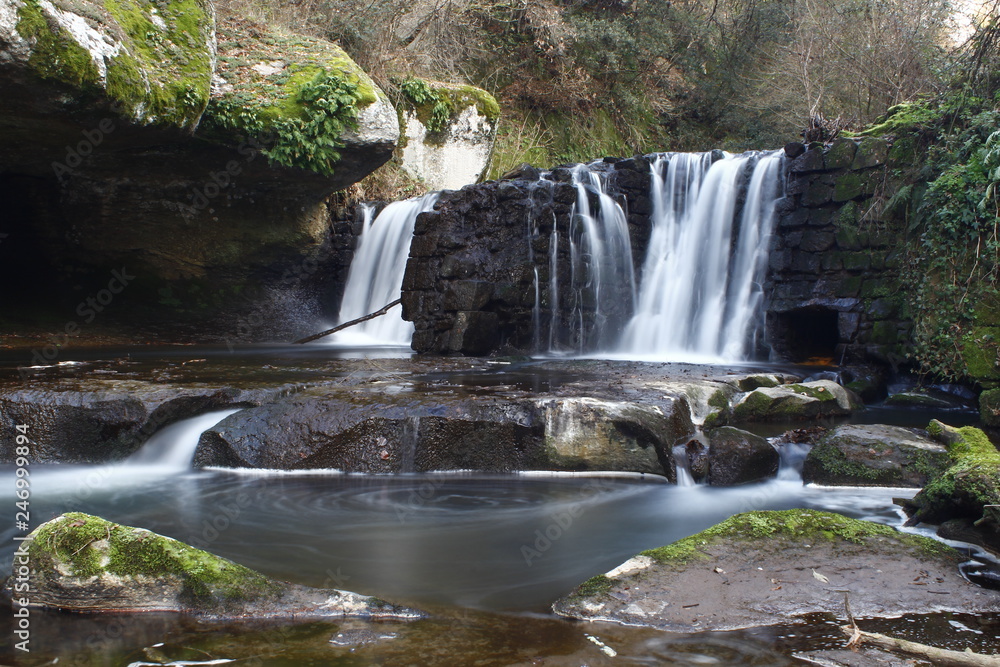 Obraz premium Chia waterfalls in the winter, Viterbo, Lazio, Italia