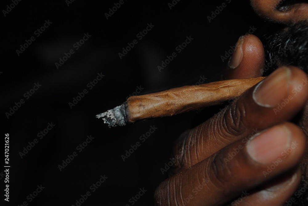 Fotografia He Rolls Blunt