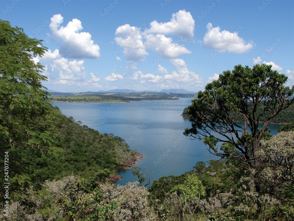Lago de Furnas - Serra da Canastra - MG/Brasil