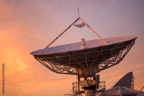 Big satelite dish at dusk