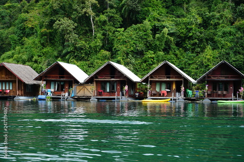 Thailand, houses on the lake