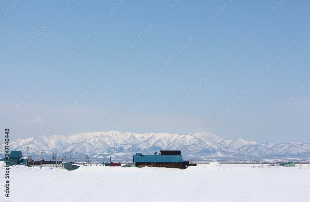雪原と民家 北海道 雪原と民家 北海道