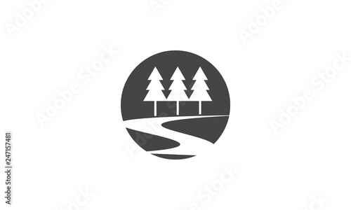 park logo pine tree