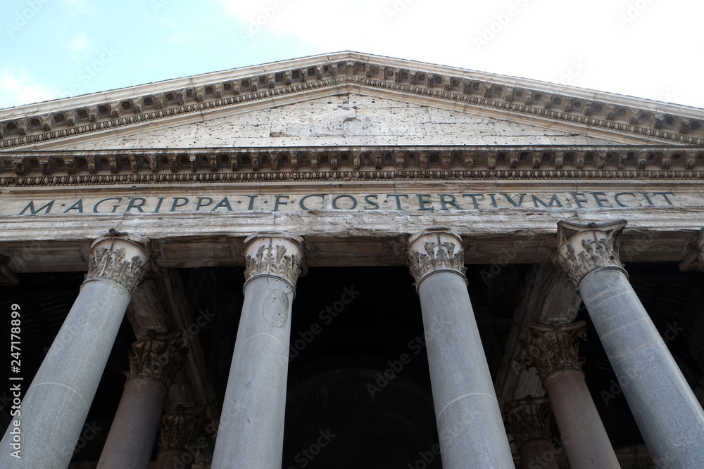 Pantheon, Piazza della Rotonda, Historic Center, Rome, Italy 