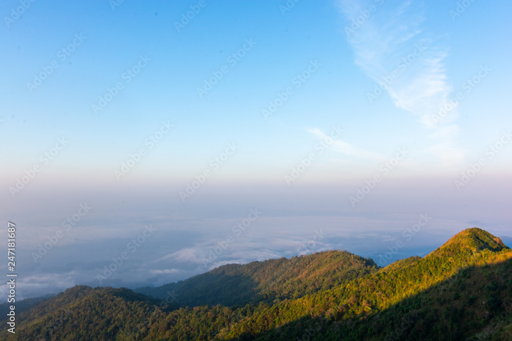 Fototapeta premium sea of fog on top of the mountain in pompee national park at Kanchanaburi, Thailand