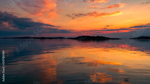 sunset over the sea © Samuel