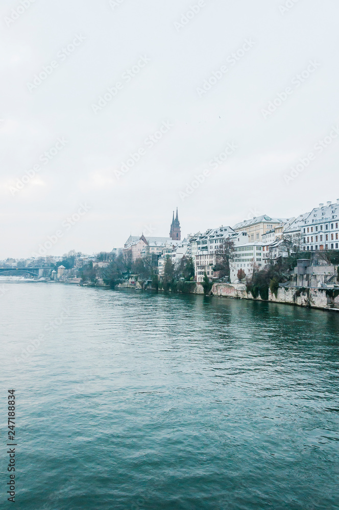 Naklejka premium Basel, Grossbasel, Rhein, Münster, Kirche, Altstadt, Winter. Schweiz