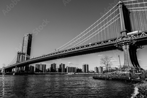 Manhattan Bridge and Hudson River © chris87uk