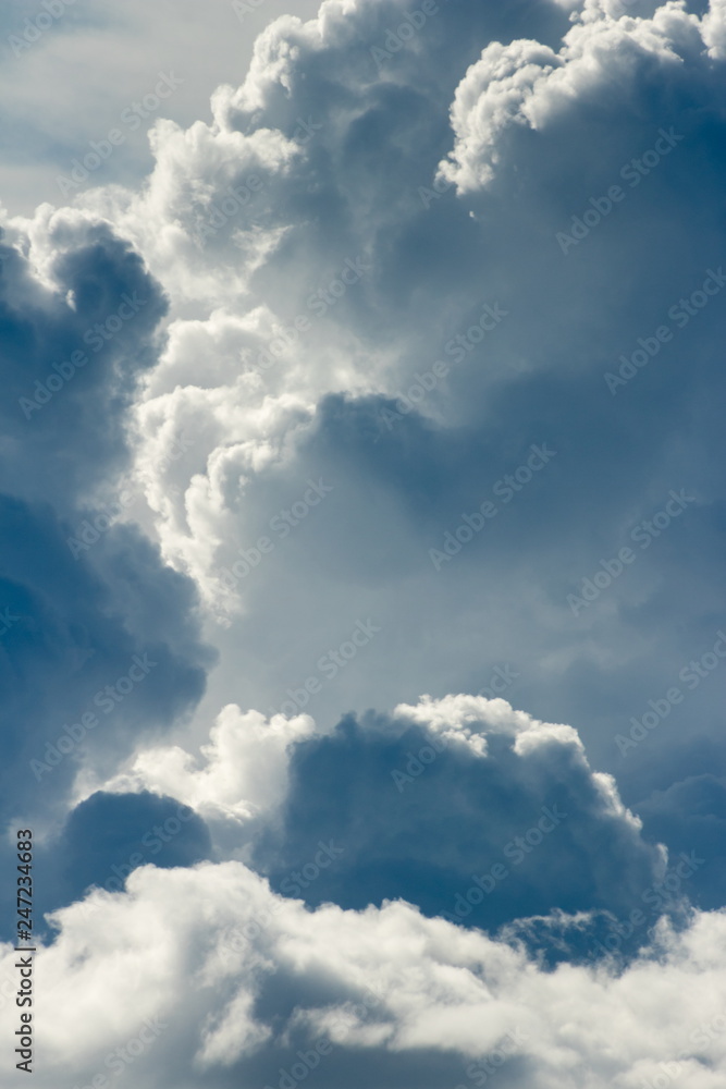Obraz premium Background image of billowing storm clouds