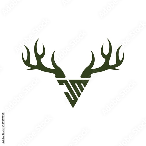 deer or elk head with angry face for sport or hunting logo template © Jagat Kreasi