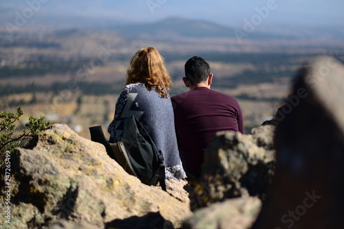 Paisaje con pareja 2