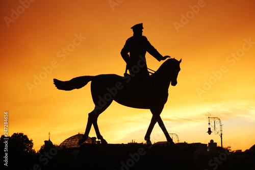 Canvas Print Georgy Zhukov monument in Moscow at sunset time