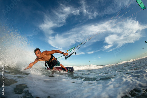 Professional kiter makes the difficult trick