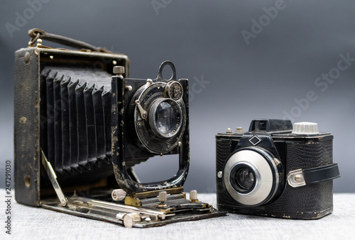 Old cameras (Ibsor + agfa clack)