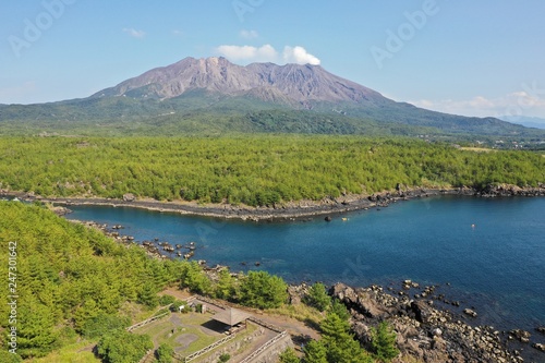 桜島の溶岩で出来た自然港