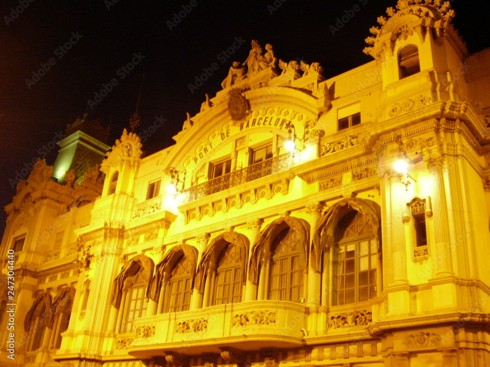 Fototapeta premium Giallo di notte