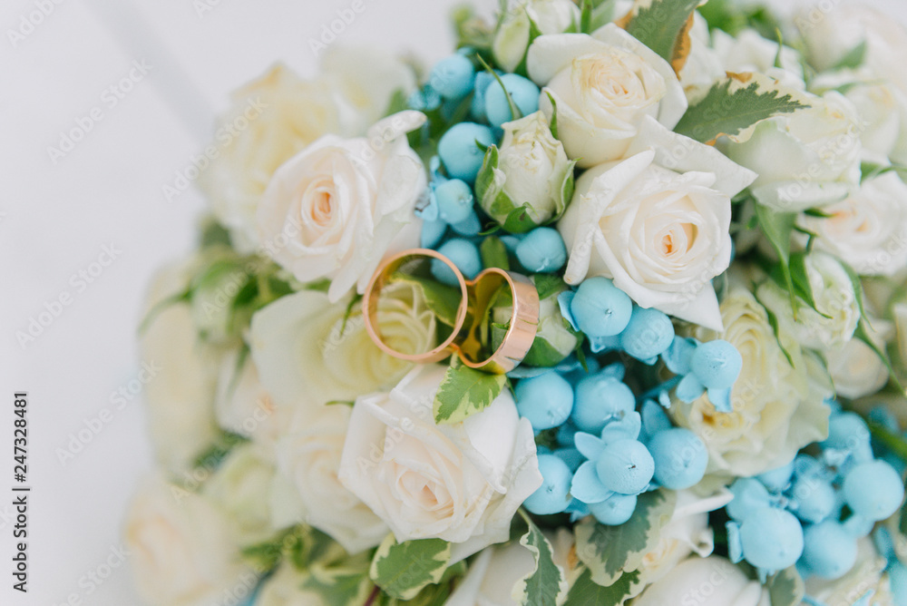 Bouquet of flowers. The bride's bouquet. Bridal bouquet. Floristics. Wedding rings. Bouquet of flowers. The bride's bouquet. Bridal bouquet. Floristics. Wedding rings.