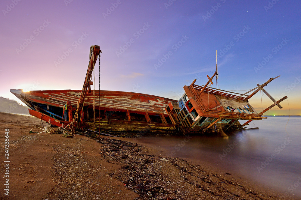 Ship capsized in pattaya city