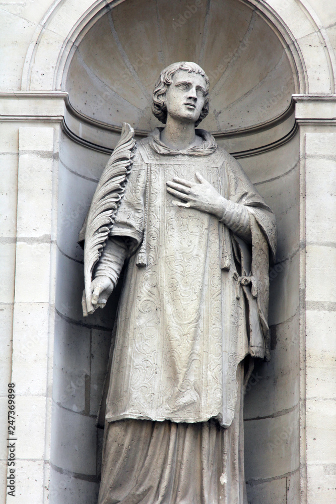 Fototapeta premium St. Stephen at the facade of the Saint Etienne du Mont Church, Paris.
