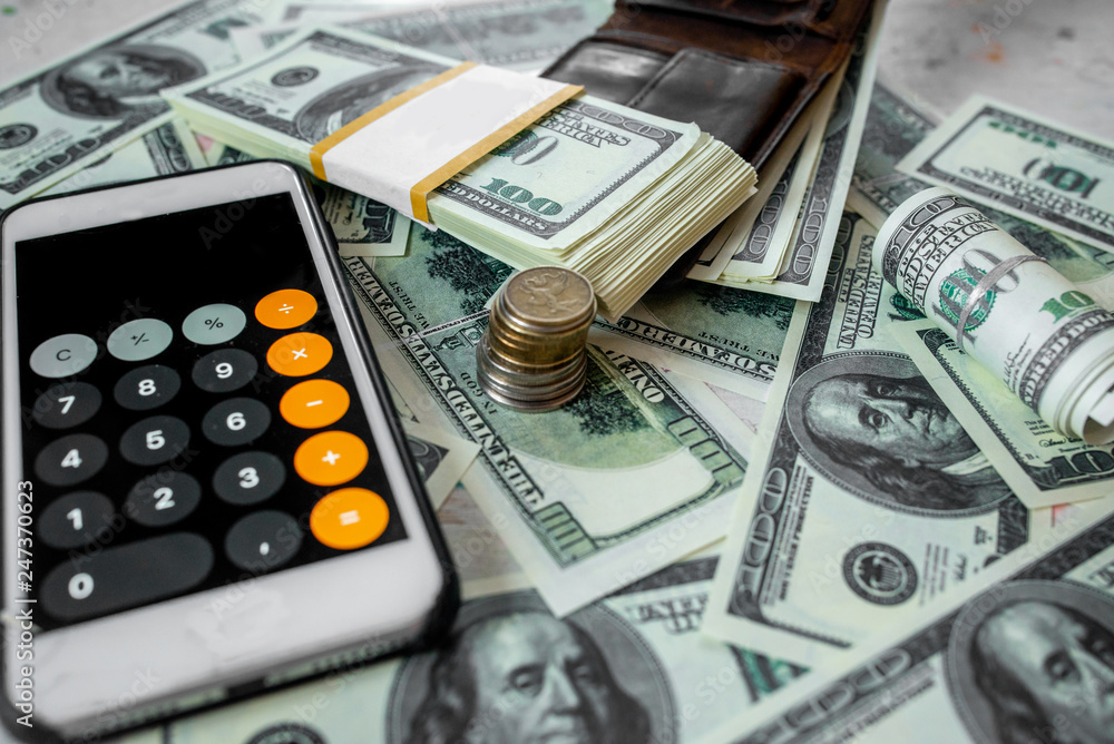 Fototapeta premium Hundreds of notes on the table