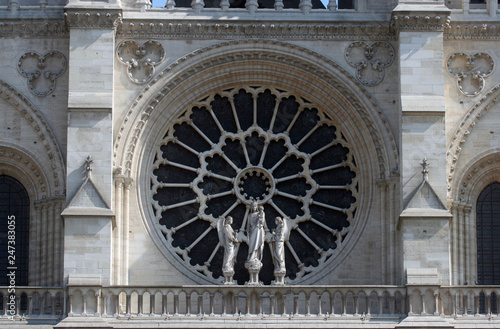 Rose window, Facade of Notre Dame de Paris