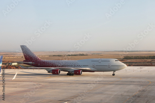 Wallpaper Mural airplane at the airport Torontodigital.ca