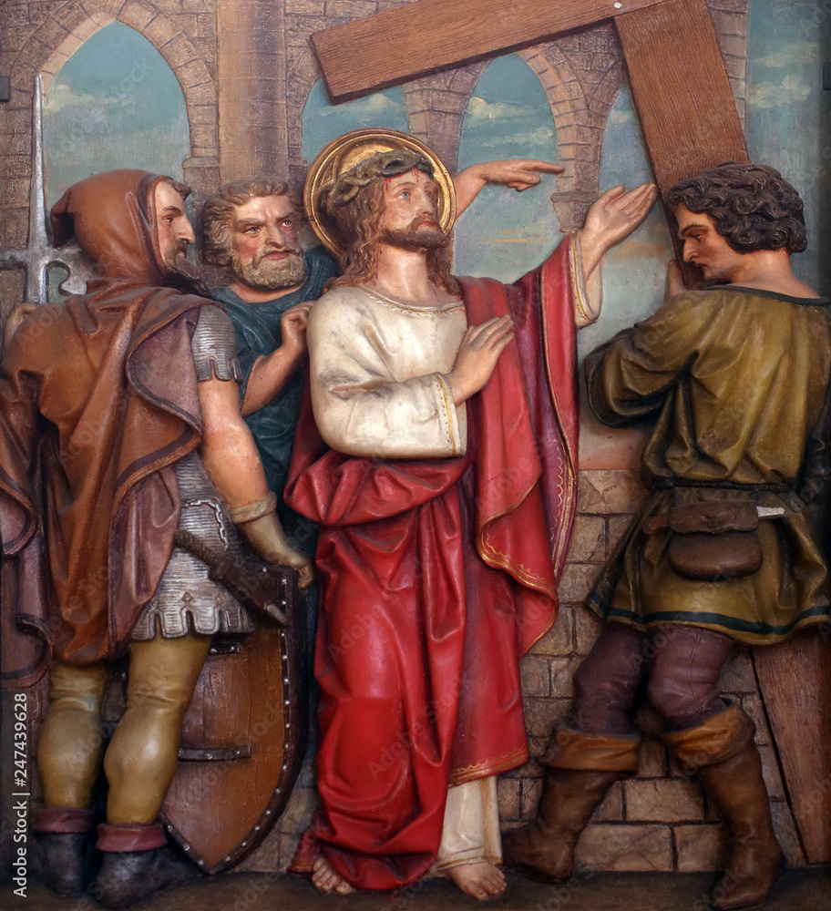 Naklejka premium Jezus otrzymuje swój krzyż, 2. droga krzyżowa, kościół parafialny św. Piotra i Pawła w Oberstaufen, Niemcy