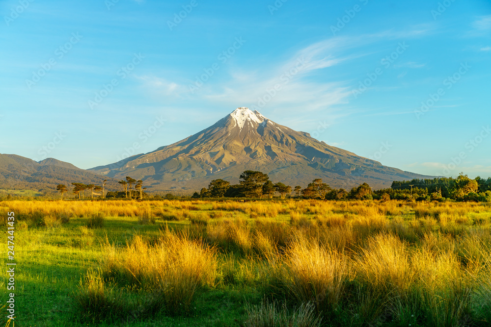 cone volcano mount taranaki, new zealand 23 cone volcano mount taranaki, new zealand 23