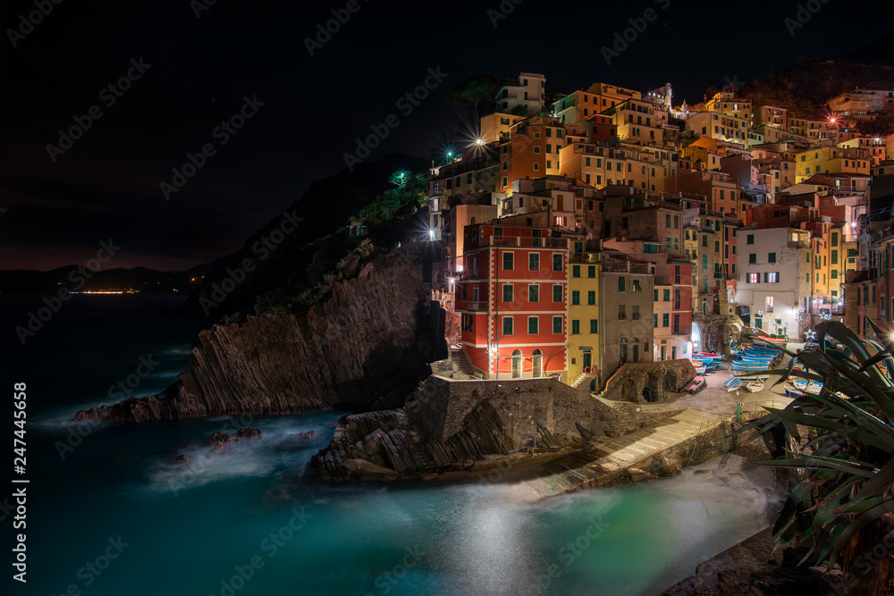 Riomaggiore by night Cinque Terre SP
