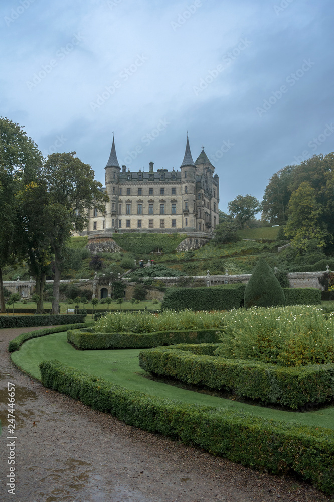dunrobin castle
