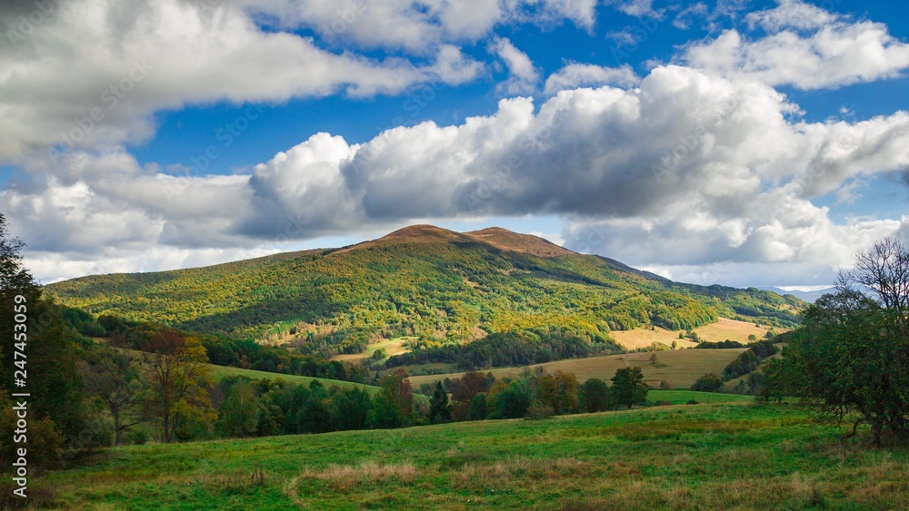 Obraz premium Bieszczady mountains in Poland.