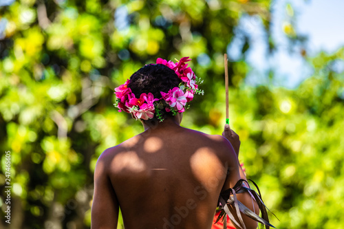 Konstfotografi TAHITIEN AU LANCER DE JAVELLOT