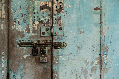 Close up-door lock old rusty