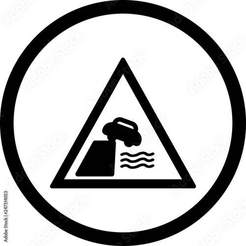  Vector Road leads on to quay or river bank Icon