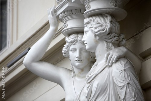 Photography Karyatide - Palais Pallavicini, Wien