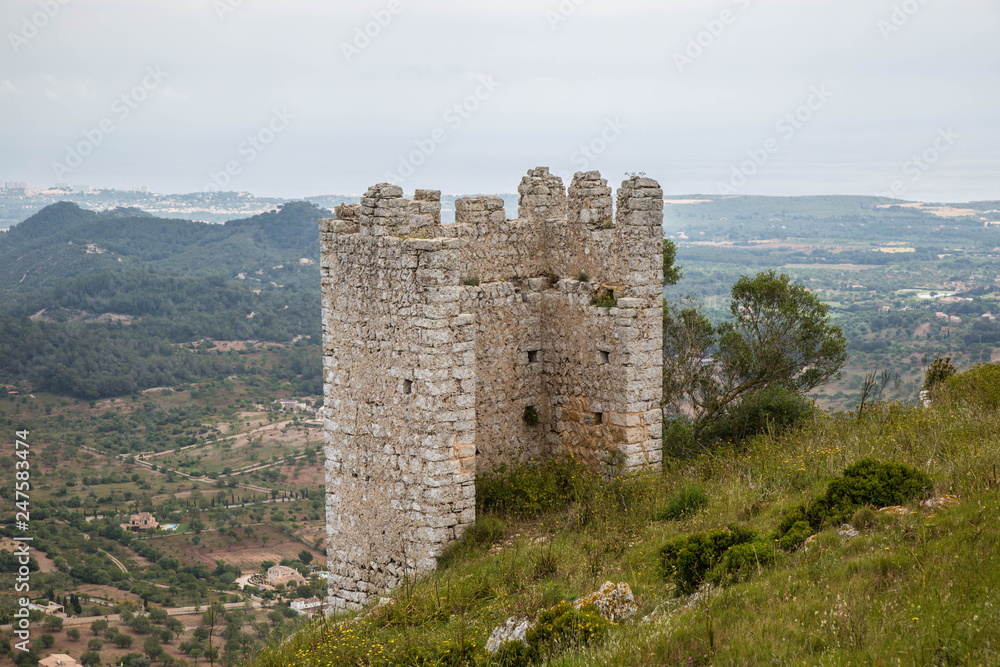 Castell de Santueri, Mallorca, Puig de Santueri Castell de Santueri, Mallorca, Puig de Santueri