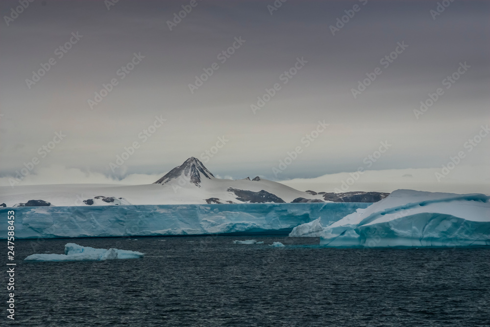 Wild frozen landscape, Antarctica Wild frozen landscape, Antarctica
