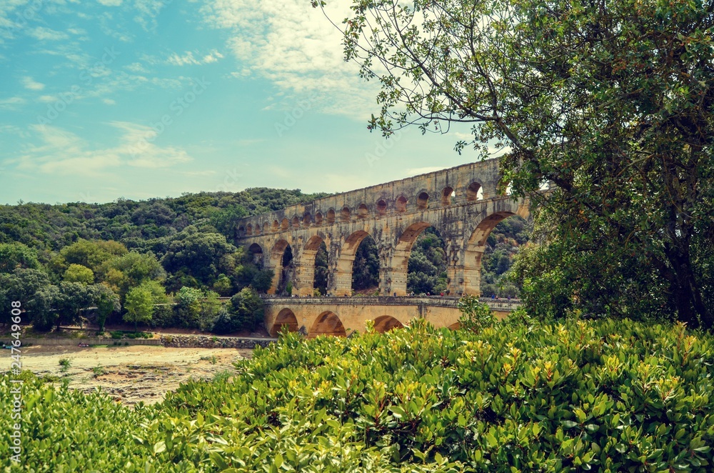 Fototapeta premium Side view of Roman aqueduct in France
