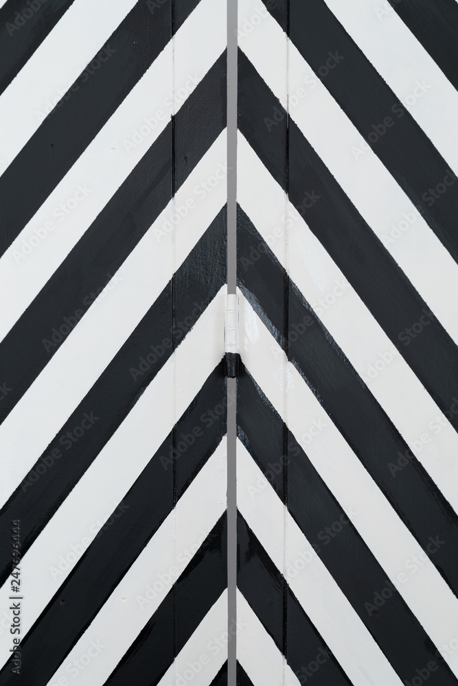 Obraz premium Diy black and white chevron partition / pattern concept / background texture