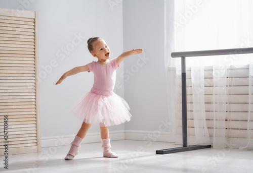 girl is studying ballet.
